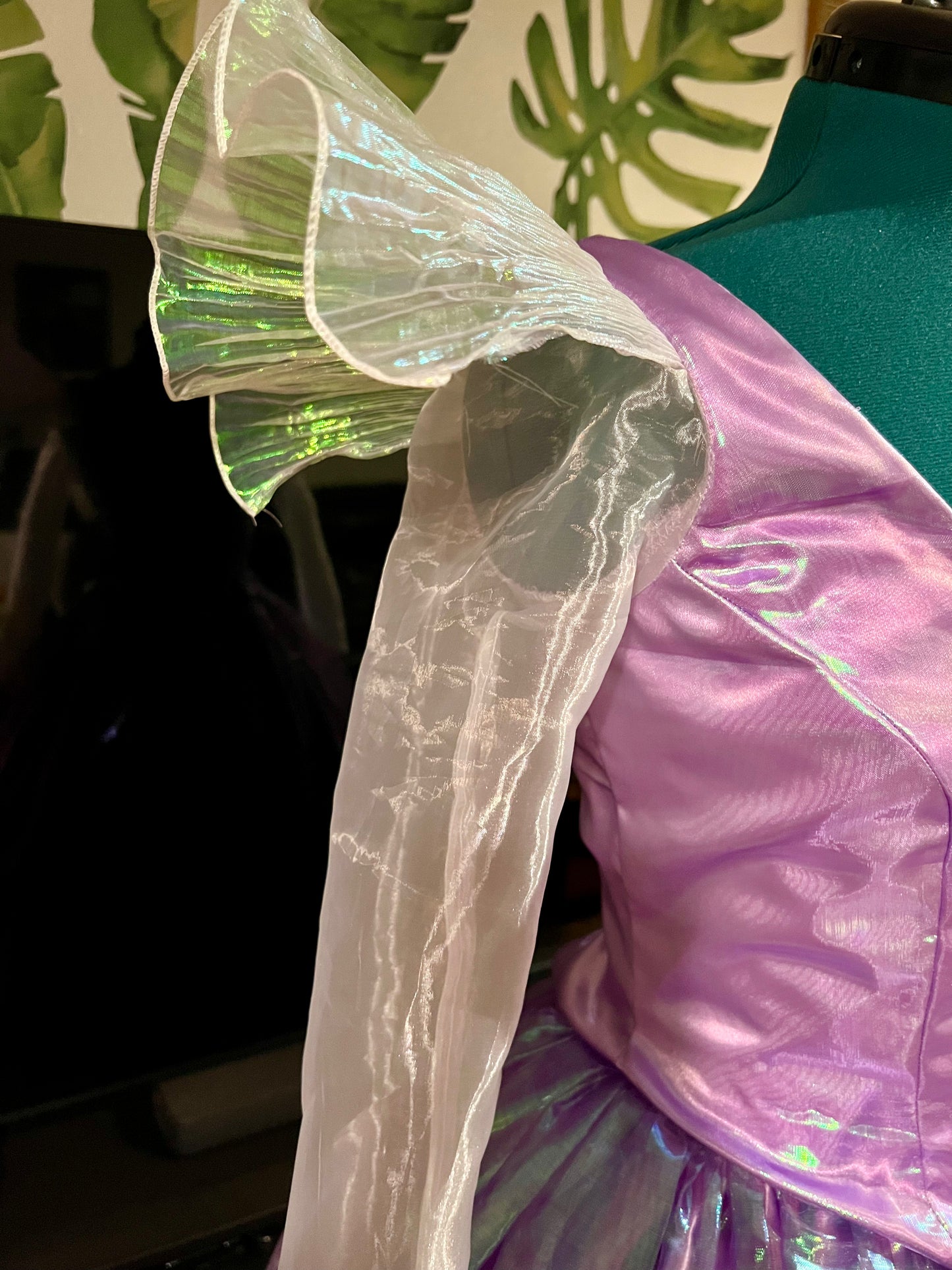 Good Witch Lilac Dress Costume Cosplay Gown for Teens/Adults