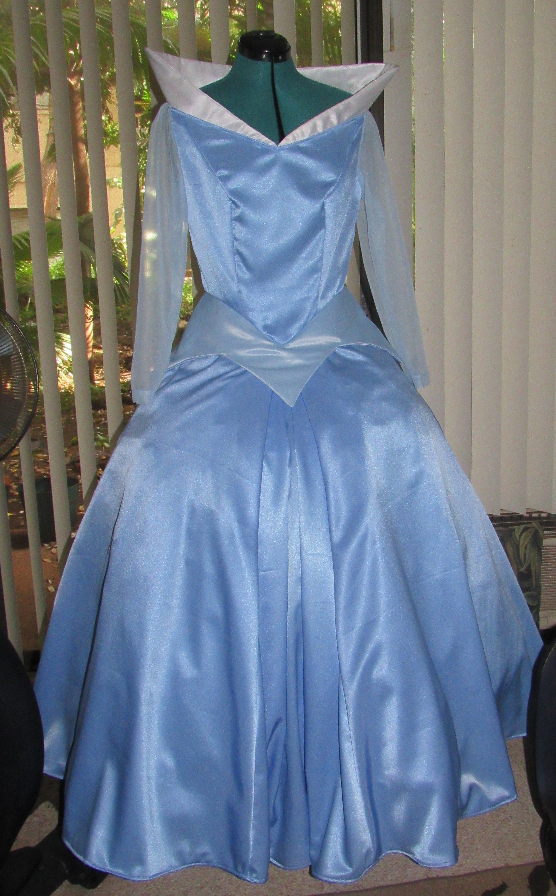 Classic Princess Costume Gown Dress for Teens/Adults Aloha Girl Costumes Classic Princess Costume Gown Dress for Teens/Adults Aloha Girl Costumes