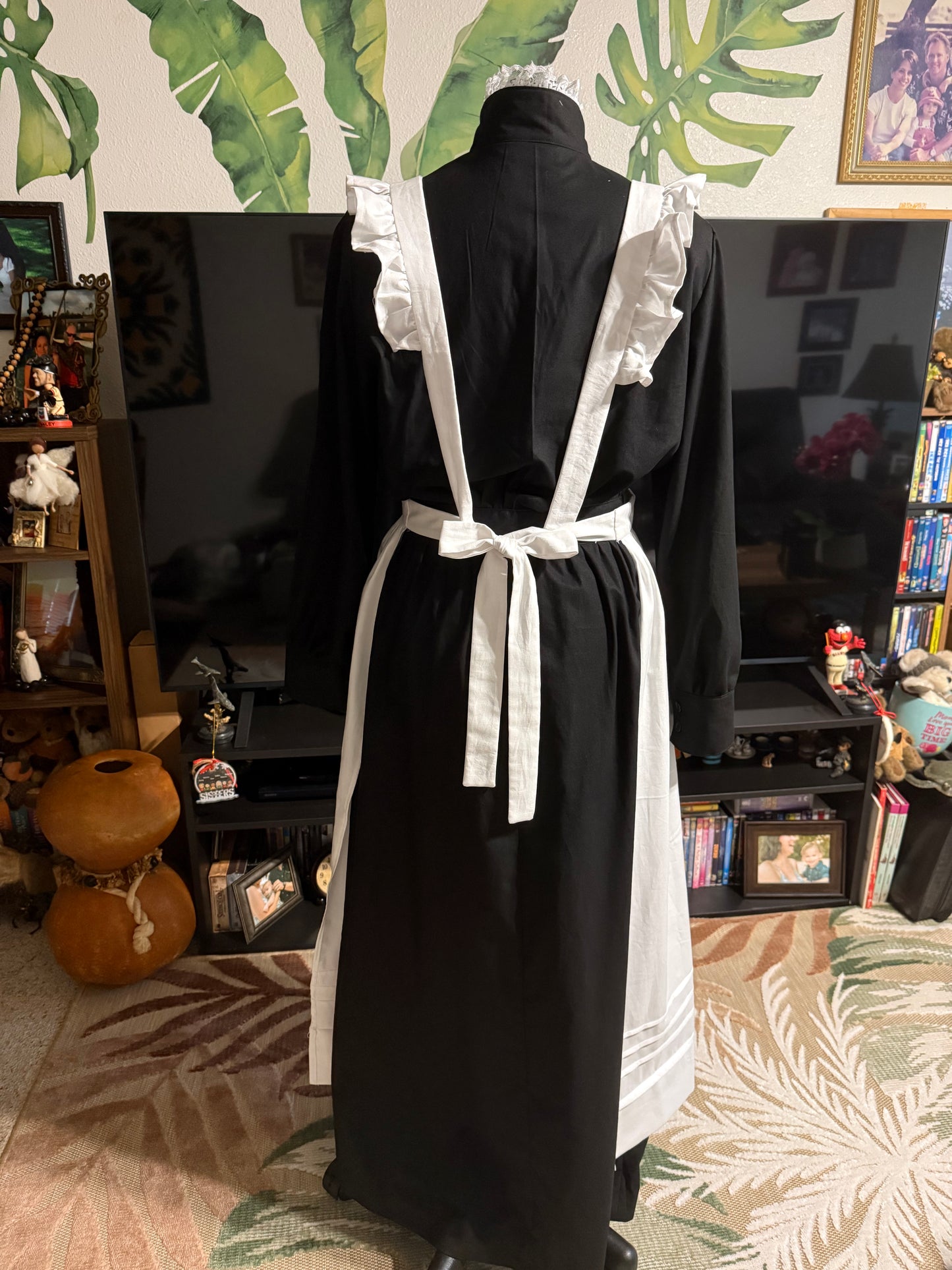 Edwardian Servant Cosplay Costume - Dress and Apron - for Teens/Adults