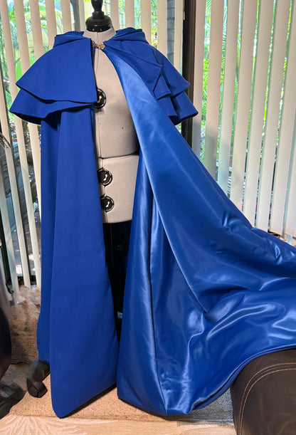 Deluxe Renaissance Medieval Cosplay Costume Cape for Teens Adults