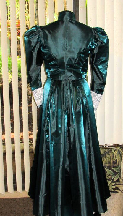 Edwardian Victorian Cosplay Costume for Adults
